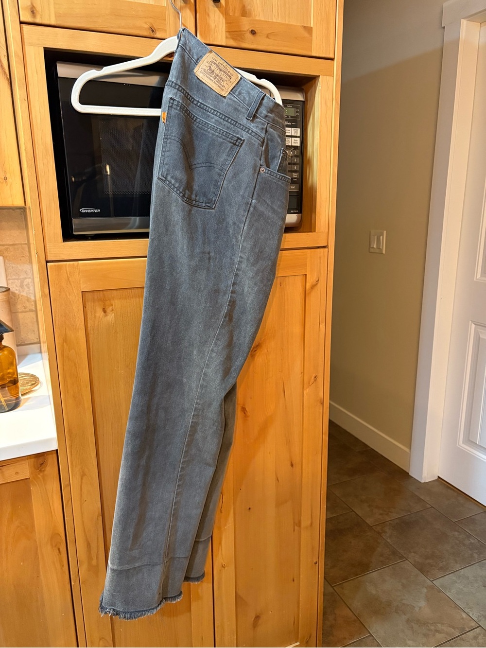 Vintage Levi’s Grey Wash Made in Canada 2002, 33x32, Orange Tab Authenic 212